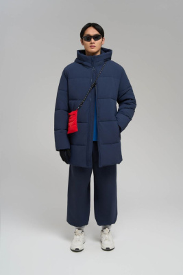 Утепленное стеганое полупальто с капюшоном