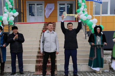 ЕР снова запустила свою традиционную акцию «Собери ребенка в школу» / ЯСИА   