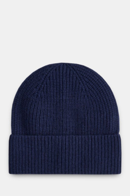 Шапка из шерсти