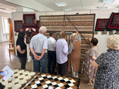 Изделия ведущих мастеров Якутии пополнили фонд эталонных образцов при центре «Симэх» / ЯСИА   Республика Саха (Якутия)