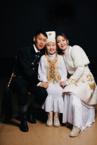 Всероссийский конкурс «Семья года»: голосуйте за Владимировых! /    