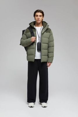 Стеганая куртка с капюшоном