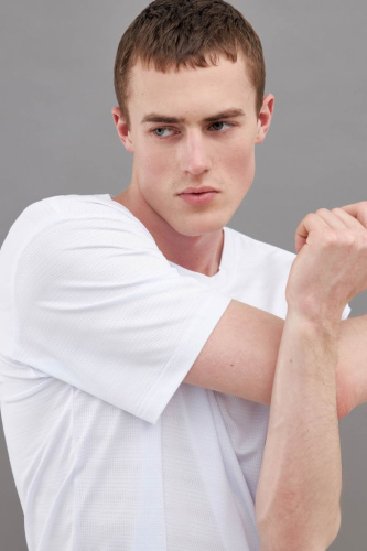 Спортивная футболка из капсулы sport