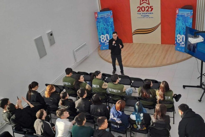 В Якутии началось обучение волонтёров Победы / ЯСИА   