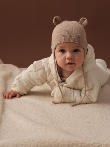 Шапка на завязках для новорожденных Doreen Almond milk