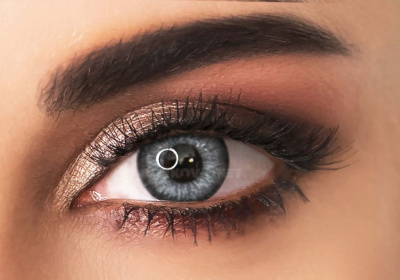 Цветные контактные линзы  Adore Pearl 2 линзы + контейнер White