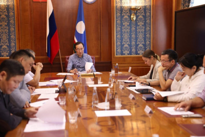 В Якутии благоустроят 14 придомовых территорий по проекту «1000 дворов на Дальнем Востоке» / ЯСИА   Республика Саха (Якутия)