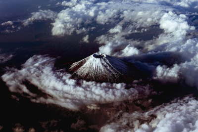 В Якутии обнаружили огромные шлейфы дыма, которые могут указывать на действующий вулкан / ЯСИА   Республика Саха (Якутия)