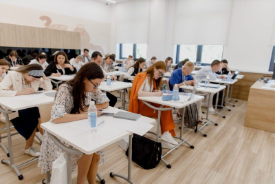 Более 900 заявок из Якутии поступило на участие в проекте «Флагманы образования» / ЯСИА   