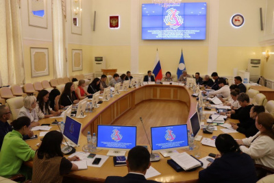 В Якутске обсудили гарантии прав коренных малочисленных народов / Дьулустаан Сергеев Якутск Якутск Республика Саха (Якутия)