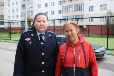 Следователь полиции Якутска помогла пенсионерке вернуть похищенные мошенниками 380 тысяч рублей / ЯСИА Якутск Якутск Республика Саха (Якутия)