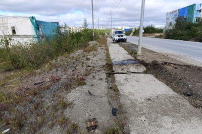 Водитель врезался в столб в Мирнинском районе и был госпитализирован / ЯСИА   