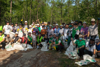 В Якутске прошел экологический субботник «Мусору.Нет» / ЯСИА Якутск Якутск Республика Саха (Якутия)