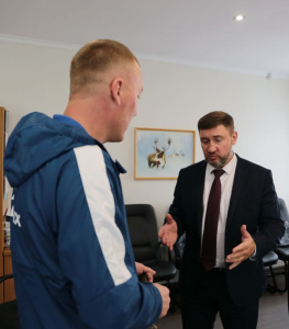 Штурм у Крокодила /    