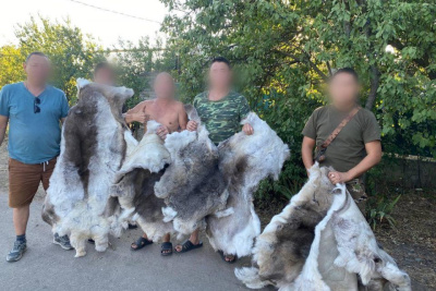 Бойцам СВО из Якутии доставили оленьи шкуры / ЯСИА   