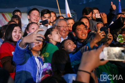 Взгляд сквозь года. Сегодня Егор Борисов отмечает 70-летний юбилей / Нарыйа Пахомова   