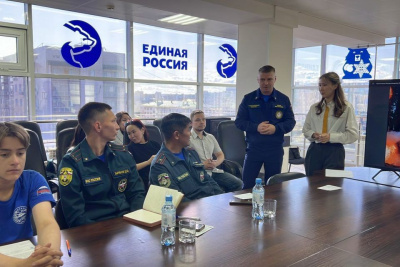 В Якутске планируют открыть 300 школьных спасательных отрядов / Мария Горохова Якутск Якутск Республика Саха (Якутия)