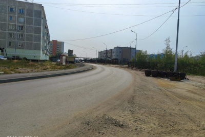 В двух округах Якутска отремонтируют подъездные дороги к детским садам и школам / ЯСИА Якутск Якутск Республика Саха (Якутия)