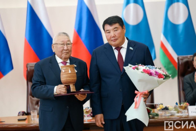 Госпремию имени Максима Аммосова в Якутии вручили Егору Борисову / Саина Титова   Республика Саха (Якутия)