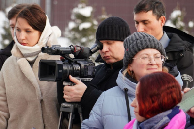 Журналистов приглашает Всероссийский конкурс «В фокусе - семья» /    