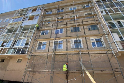 В Якутии ведутся работы по капитальному ремонту систем отопления в многоквартирных домах / ЯСИА   Республика Саха (Якутия)