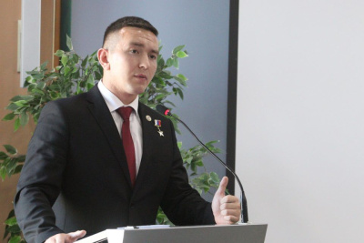 Герой России Игорь Юргин: «Российский триколор — символ единения страны» / Анна Лебединская   