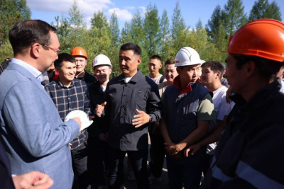 Более 3,5 тысячи якутян трудоустроились в промышленные компании по проекту «Навахту14» / ЯСИА   