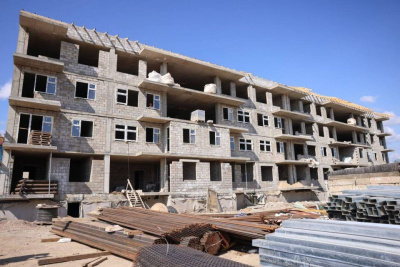 В Чульмане на строительстве школы и жилого комплекса увеличат количество работников / ЯСИА   