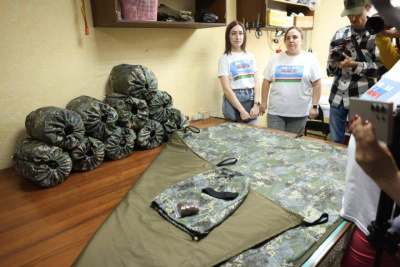 Волонтеры СВО «ZOV Севера» отправили более 40 тонн гуманитарной помощи / ЯСИА   