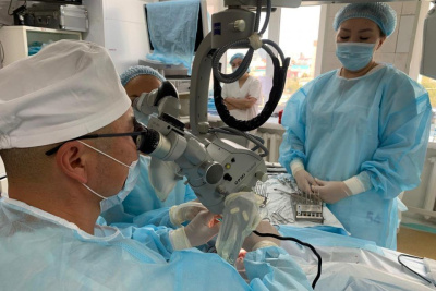 Якутские медики провели первую самостоятельную кохлеарную имплантацию / ЯСИА   