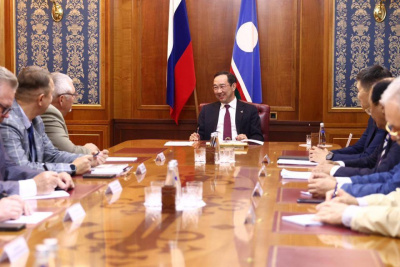 Глава Якутии встретился с участниками сессии «Холод — ресурс, безопасность — развитие» / ЯСИА   