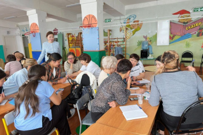 «Лаборатория детства» провела курсы для работников образования Олекминского района Якутии / ЯСИА   