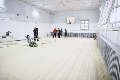 Обновленный спортзал сдадут к началу учебного года в коррекционной школе Олекминска / ЯСИА  Олекминский Республика Саха (Якутия)