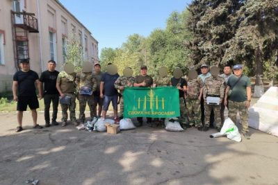 Делегации Нюрбинского и Сунтарского районов Якутии передали помощь бойцам СВО / ЯСИА   Республика Саха (Якутия)