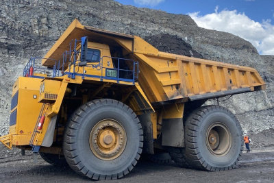 В «Якутугле» утилизировали использованные шины / ЯСИА   