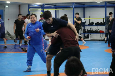 Борцы Якутии и стран Азии готовятся к матчевым встречам к 75-летию Александра Иванова / Нарыйа Пахомова   