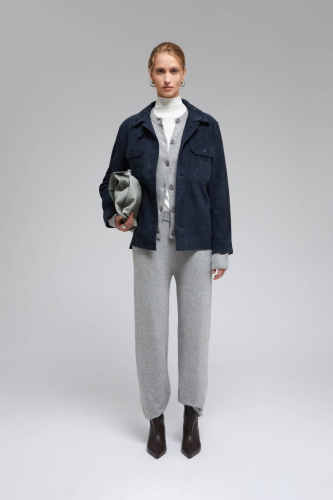 Жакет из натуральной кожи с накладными карманами