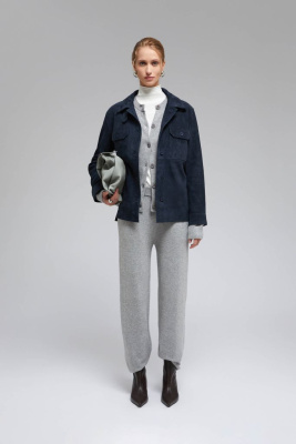 Жакет из натуральной кожи с накладными карманами