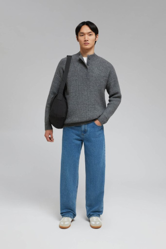 Свитер с шерстью