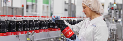 Один из крупнейших производителей напитков получил сразу 7 Знаков качества /    