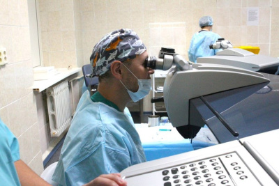 Бойцу — добровольцу СВО бесплатно провели лазерную коррекцию зрения в Якутии / Саина Титова   Республика Саха (Якутия)