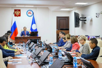 Айсен Николаев поддержал предложения по развитию малого и среднего предпринимательства / ЯСИА   