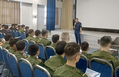 Сотрудники следственного управления встретились с воспитанниками  Якутской кадетской школы /    