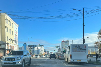 В Якутске устранили провал на дороге по проспекту Ленина / ЯСИА Якутск Якутск Республика Саха (Якутия)