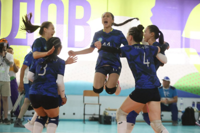 В Нюрбинском районе стартует чемпионат Якутии по волейболу среди женских команд / Дьулустаан Сергеев   