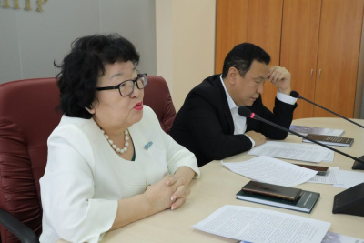 В парламенте Якутии подчеркнули ключевую роль местного самоуправления в развитии территорий КМНС / ЯСИА   