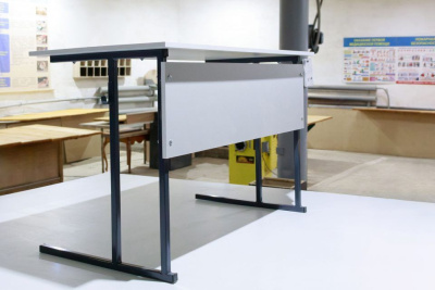 Осужденных колонии № 1 в Якутии обучили изготовлению двухместных парт / ЯСИА   Республика Саха (Якутия)