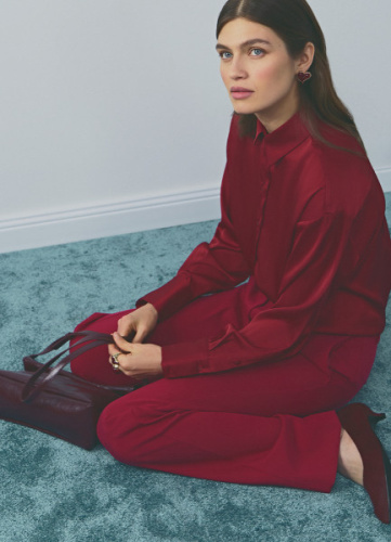 Блузка из сатина, Красный