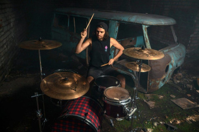 Нерюнгринец превратил увлечение музыкой в бизнес, открыв студию / ЯСИА  Нерюнгринский Республика Саха (Якутия)