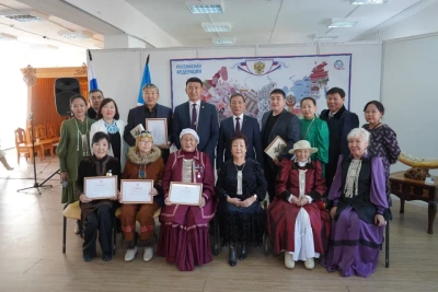 Изделия семи мастеров пополнили Фонд эталонных образцов Якутии / ЯСИА   Республика Саха (Якутия)